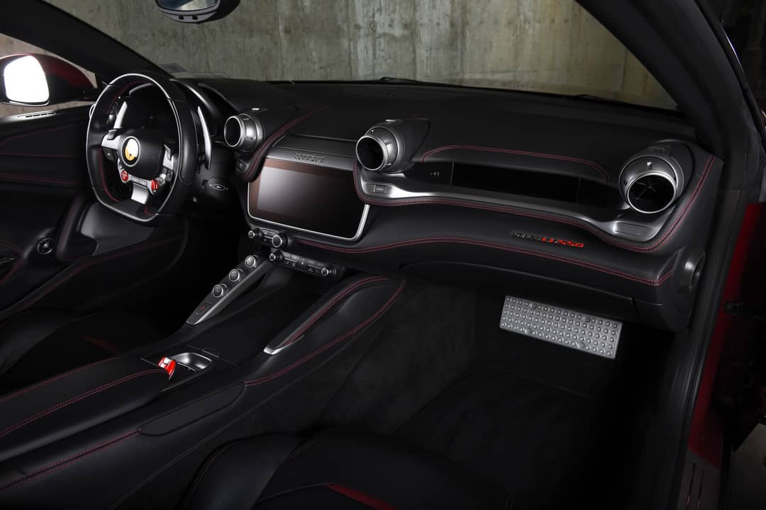 2017 Ferrari GTC4Lusso — photo 58