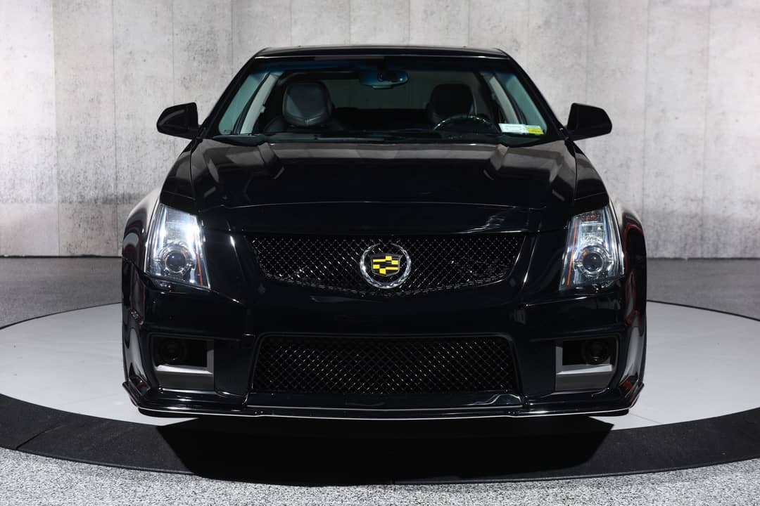 2011 Cadillac CTS-V — photo 12