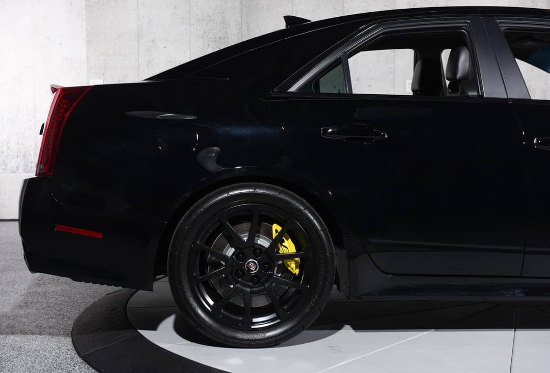 2011 Cadillac CTS-V — photo 18