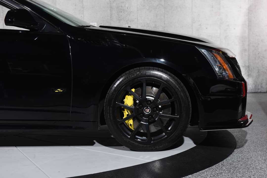 2011 Cadillac CTS-V — photo 20