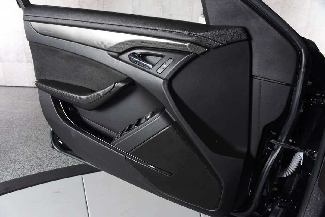 2011 Cadillac CTS-V — photo 24
