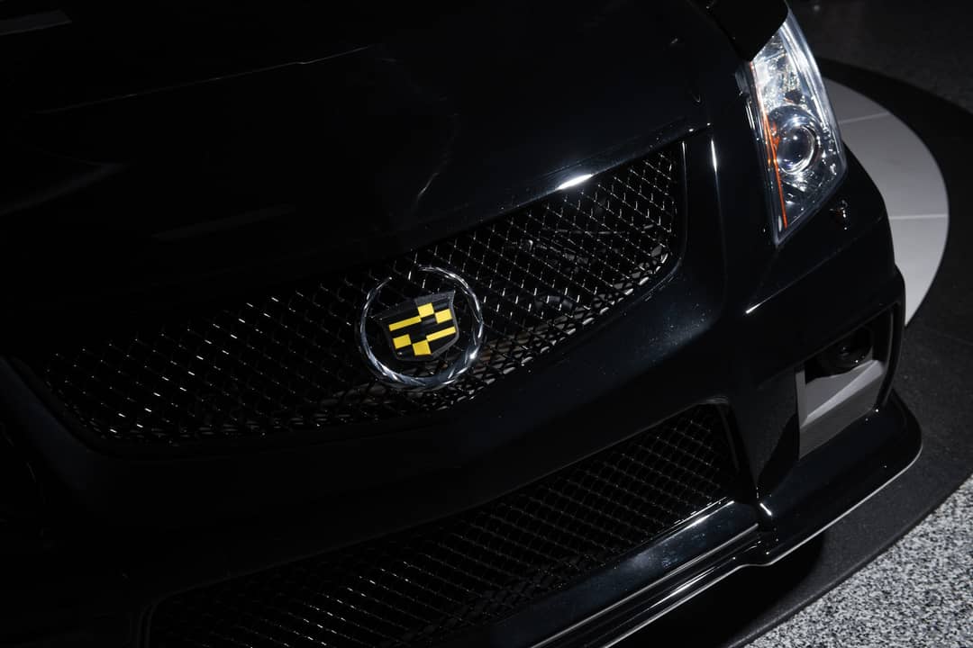 2011 Cadillac CTS-V — photo 4