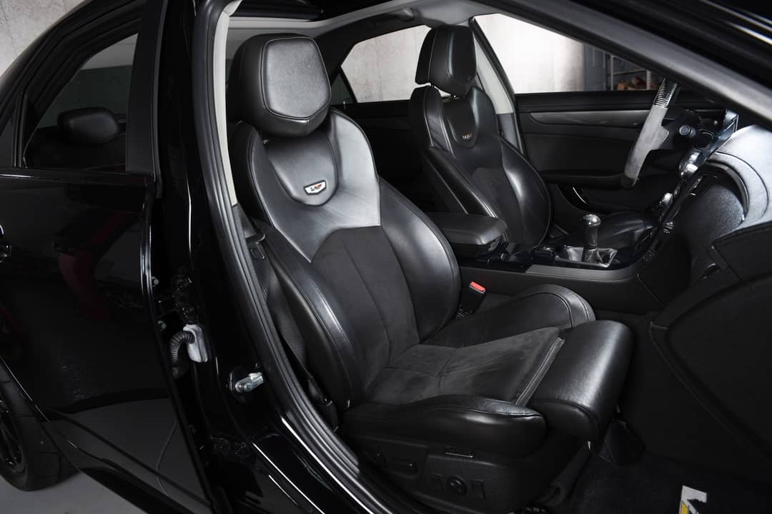 2011 Cadillac CTS-V — photo 42