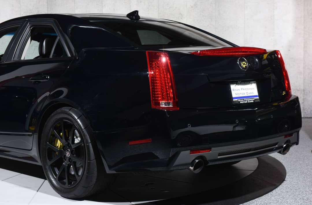 2011 Cadillac CTS-V — photo 6