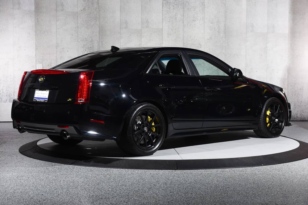 2011 Cadillac CTS-V — photo 9