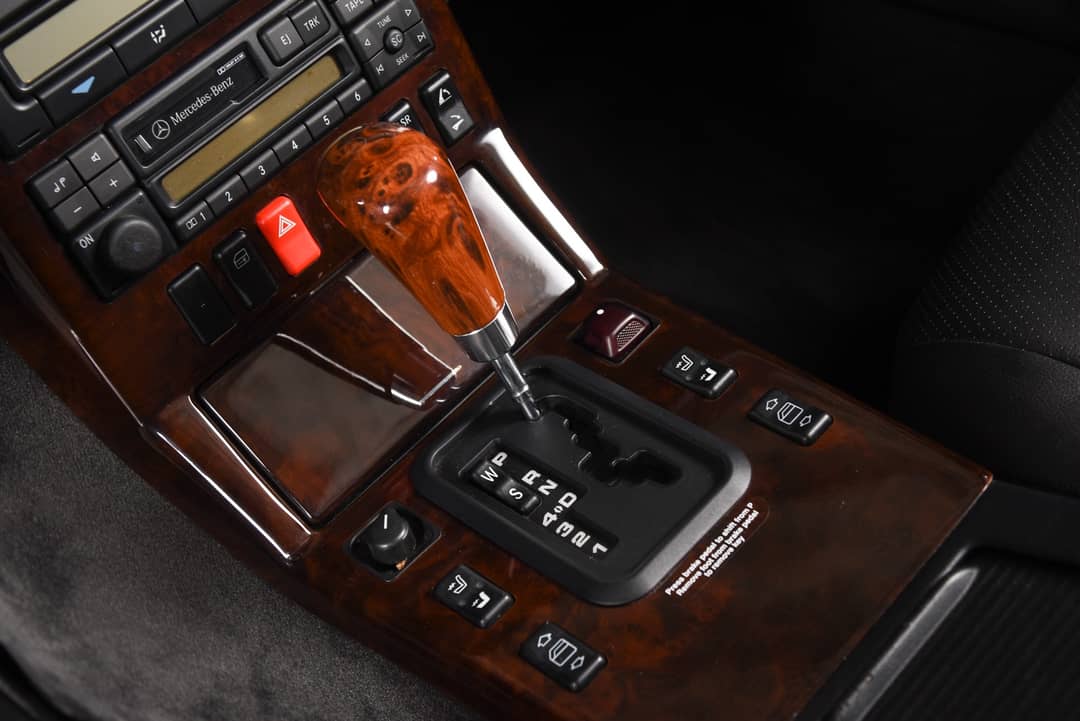 1997 Mercedes-Benz SL-Class SL 500 — photo 35