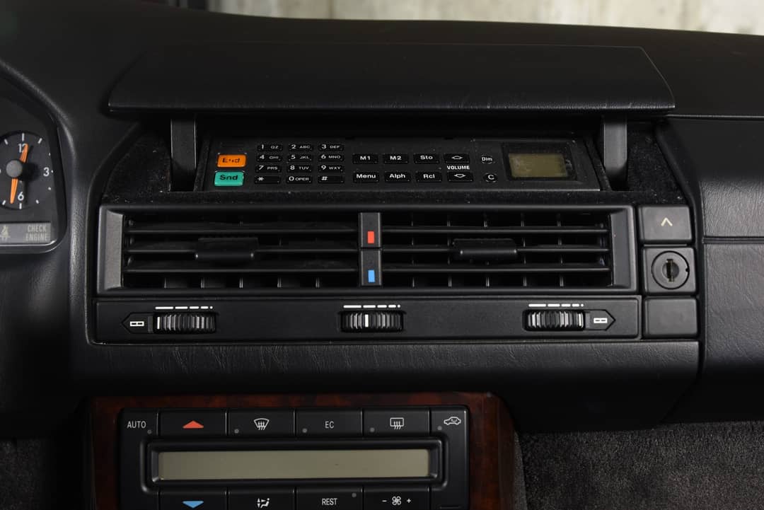 1997 Mercedes-Benz SL-Class SL 500 — photo 37