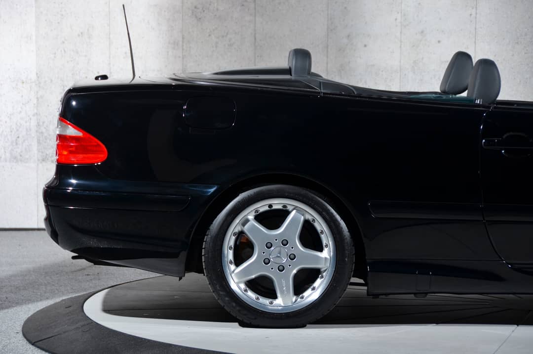 2002 Mercedes-Benz CLK 55 AMG — photo 3