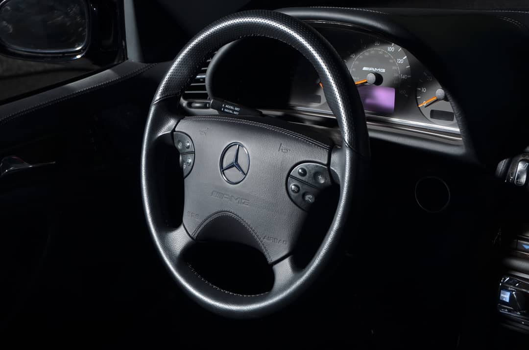2002 Mercedes-Benz CLK 55 AMG — photo 8