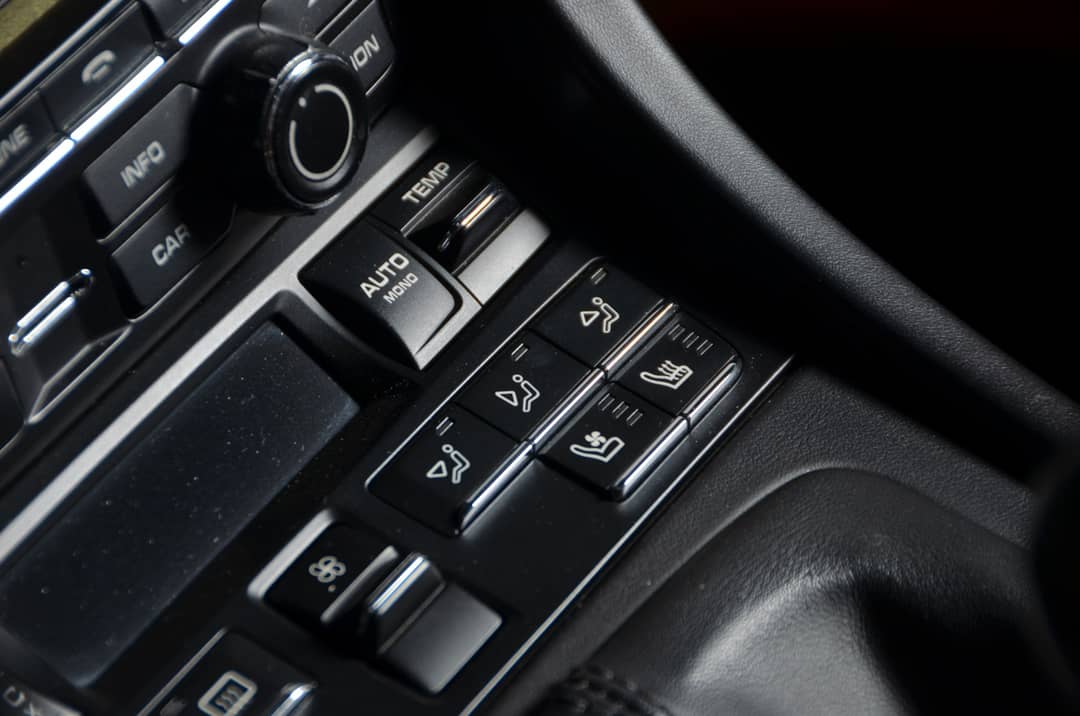 2013 Porsche 911 Carrera S — photo 36