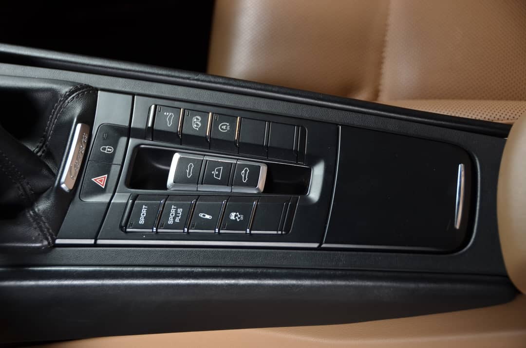 2013 Porsche 911 Carrera S — photo 38