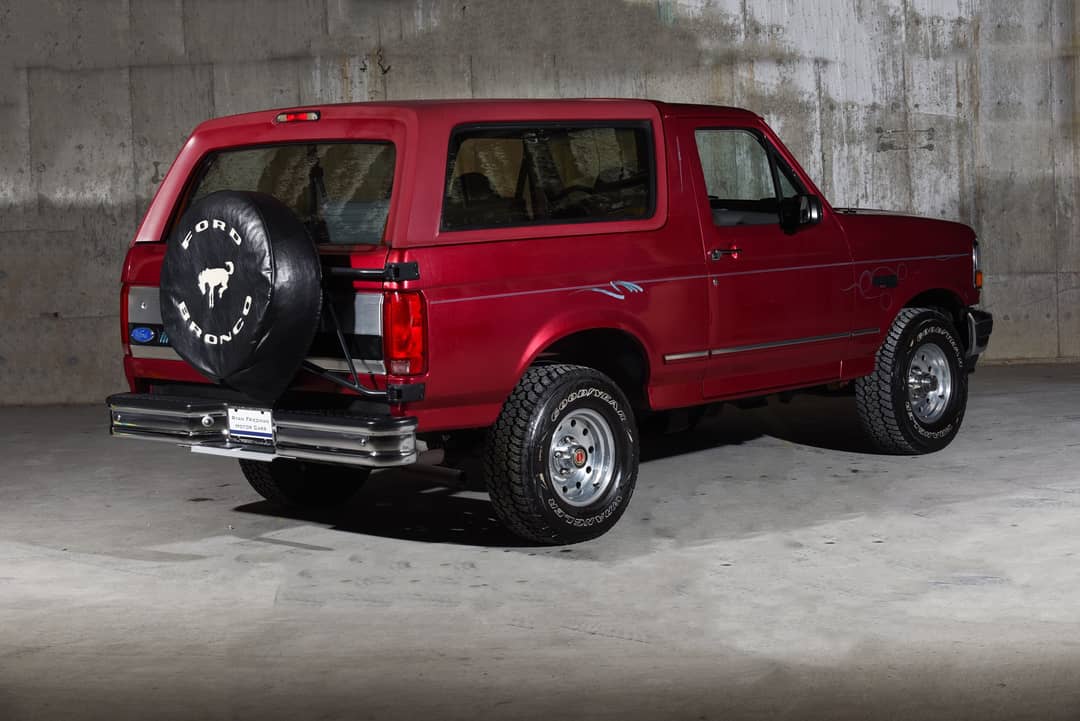 1994 Ford Bronco 2DR — photo 11