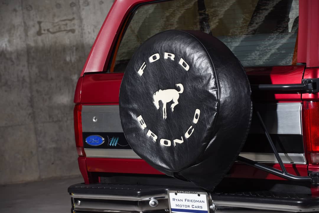 1994 Ford Bronco 2DR — photo 12