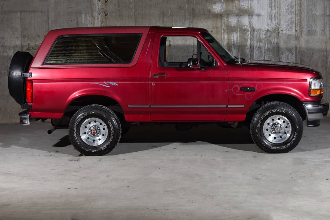 1994 Ford Bronco 2DR — photo 3