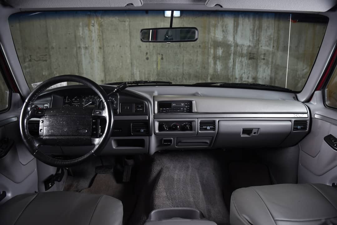 1994 Ford Bronco 2DR — photo 38