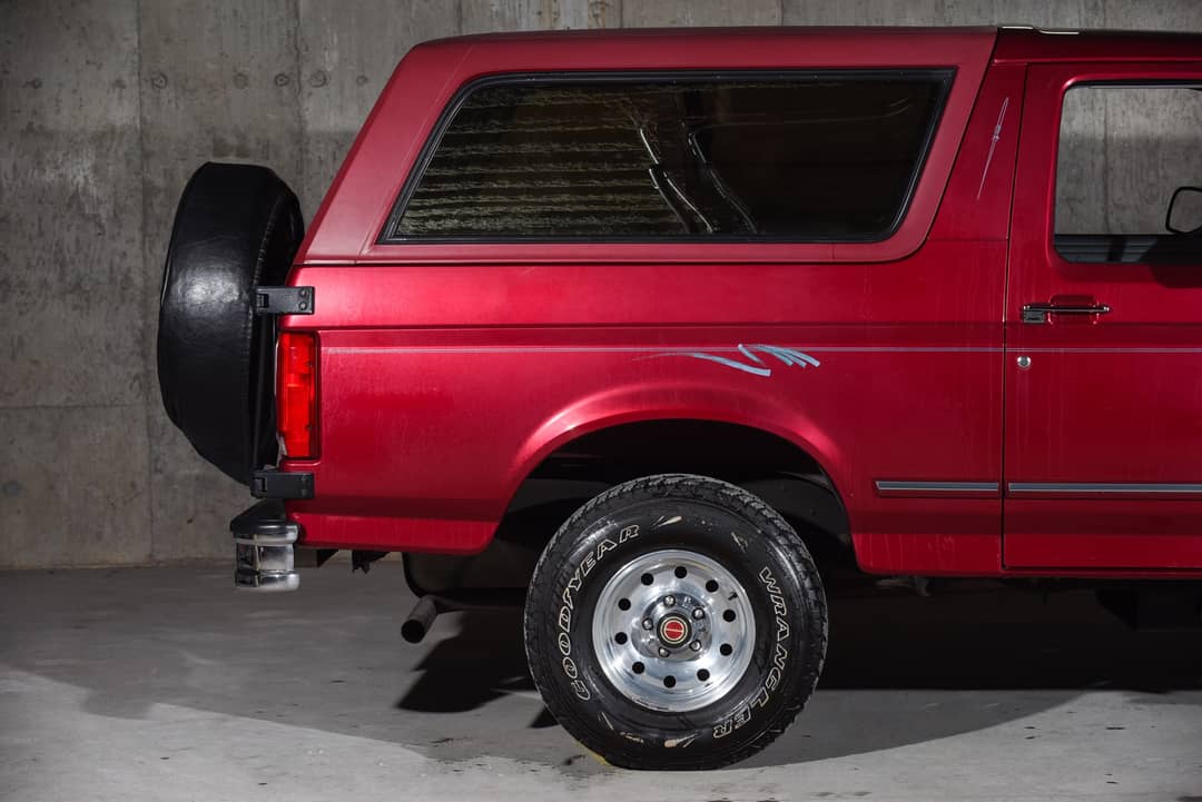 1994 Ford Bronco 2DR — photo 5