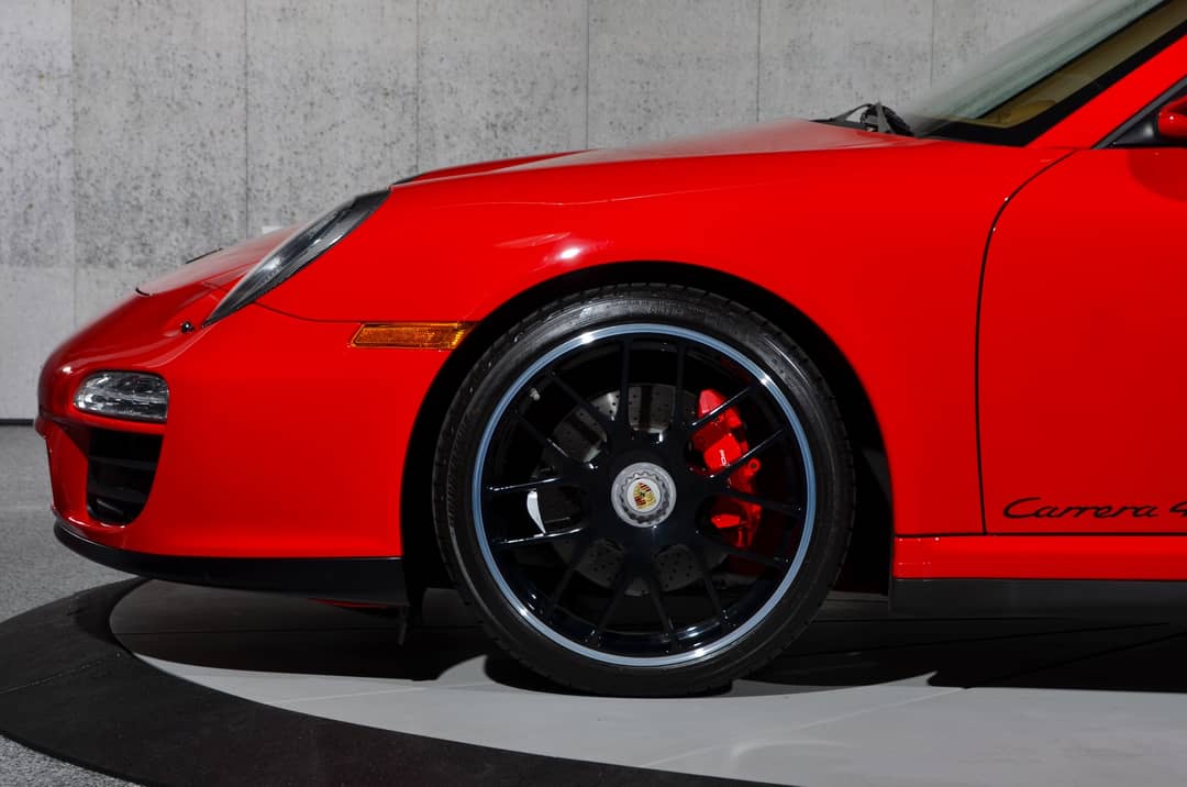 2012 Porsche 911 Carrera 4 GTS — photo 24