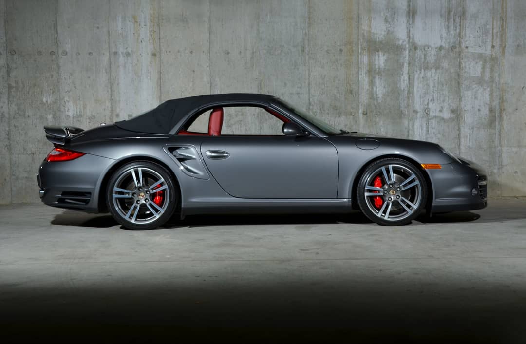 2010 Porsche 911 Turbo — photo 2