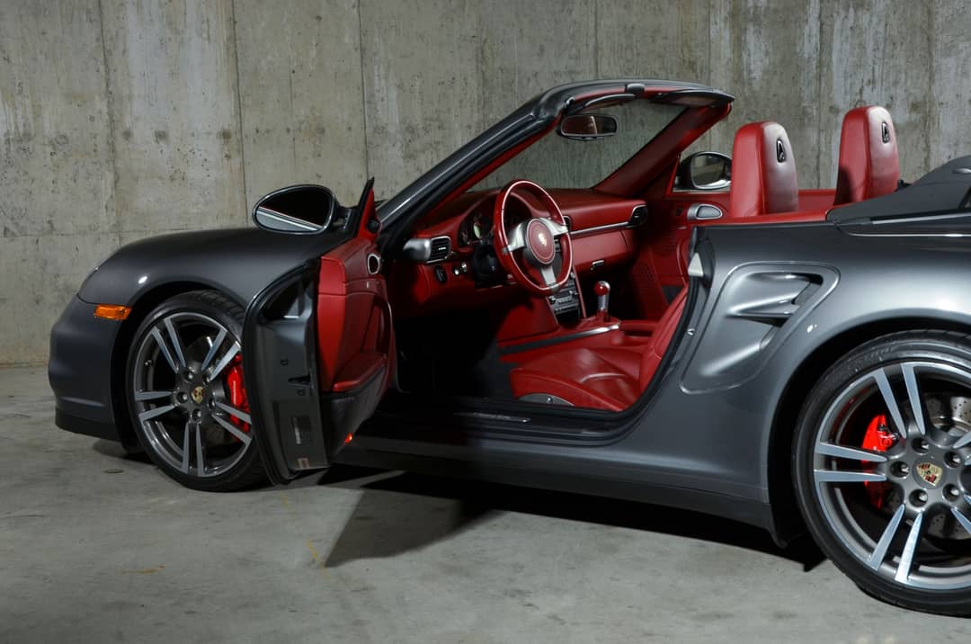 2010 Porsche 911 Turbo — photo 23