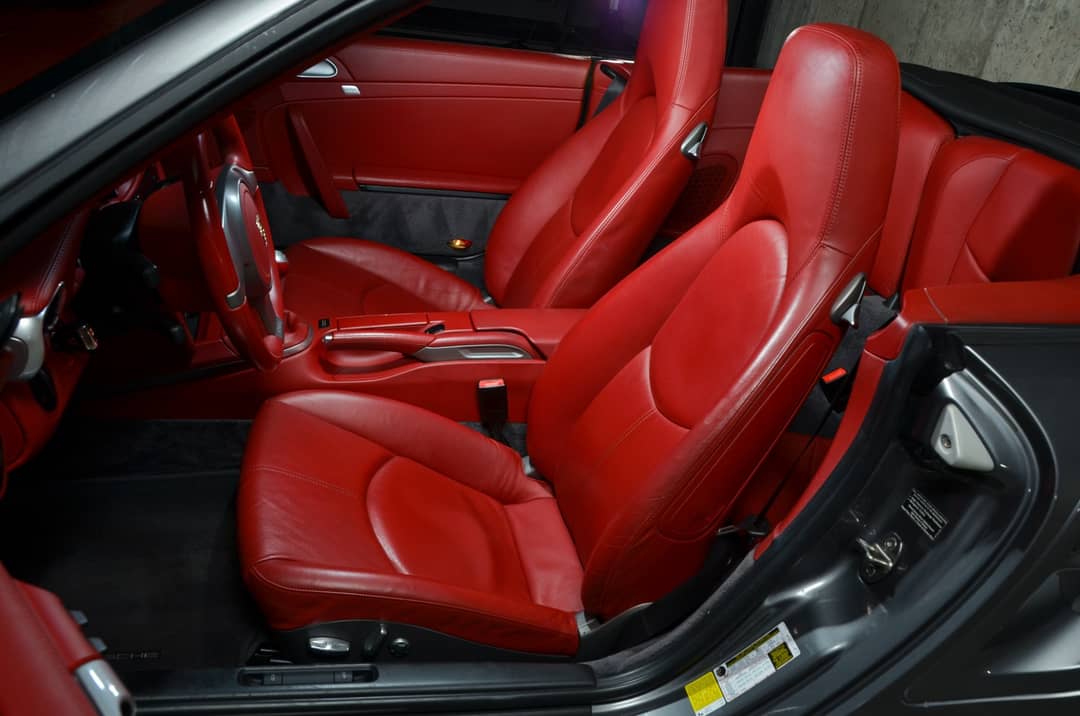 2010 Porsche 911 Turbo — photo 25