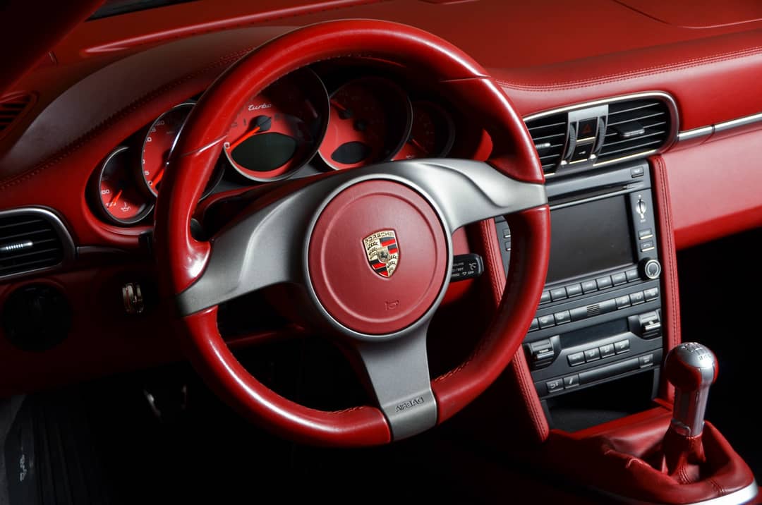 2010 Porsche 911 Turbo — photo 26