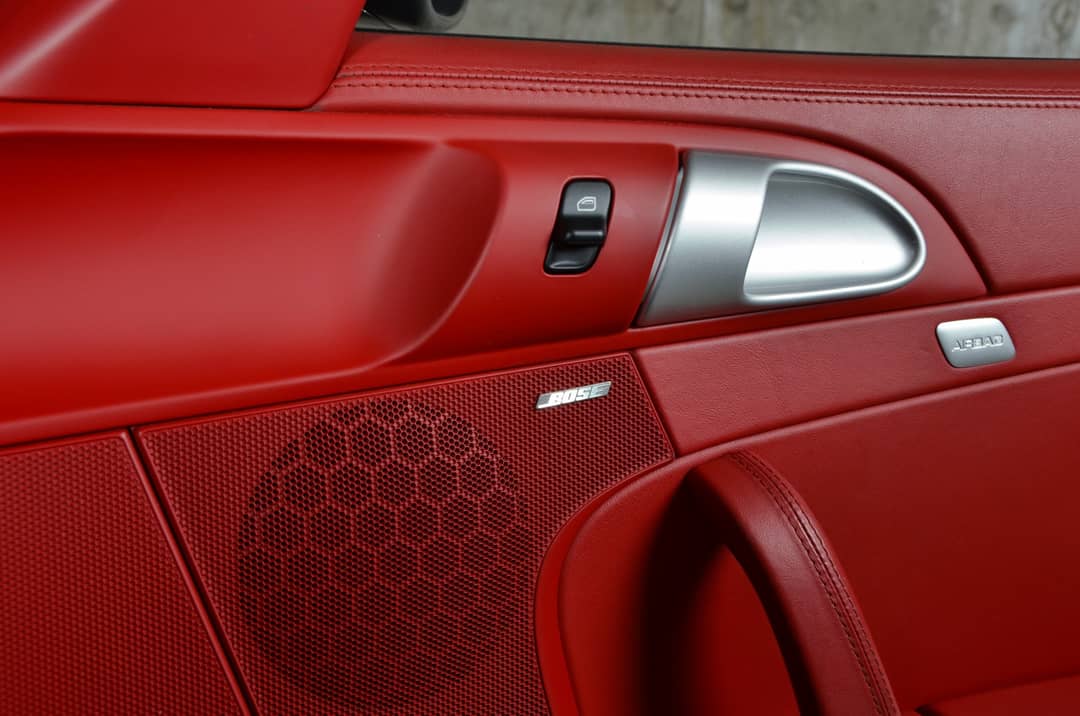 2010 Porsche 911 Turbo — photo 35