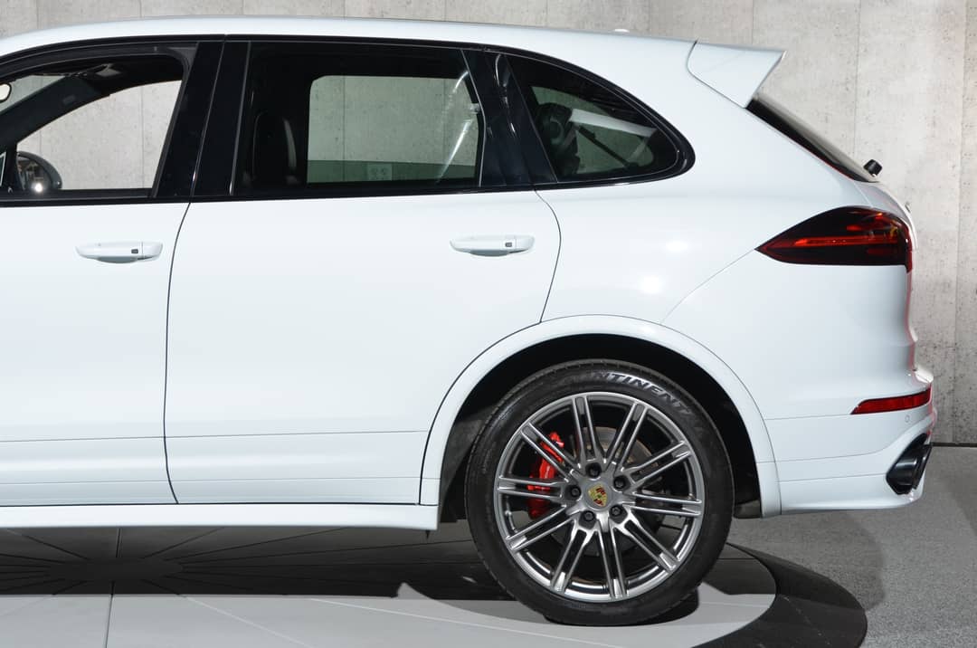 2018 Porsche Cayenne GTS — photo 20