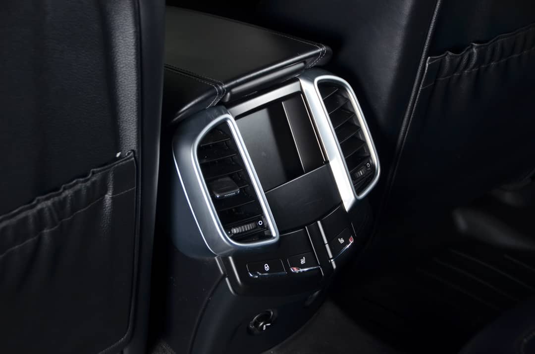 2018 Porsche Cayenne GTS — photo 38