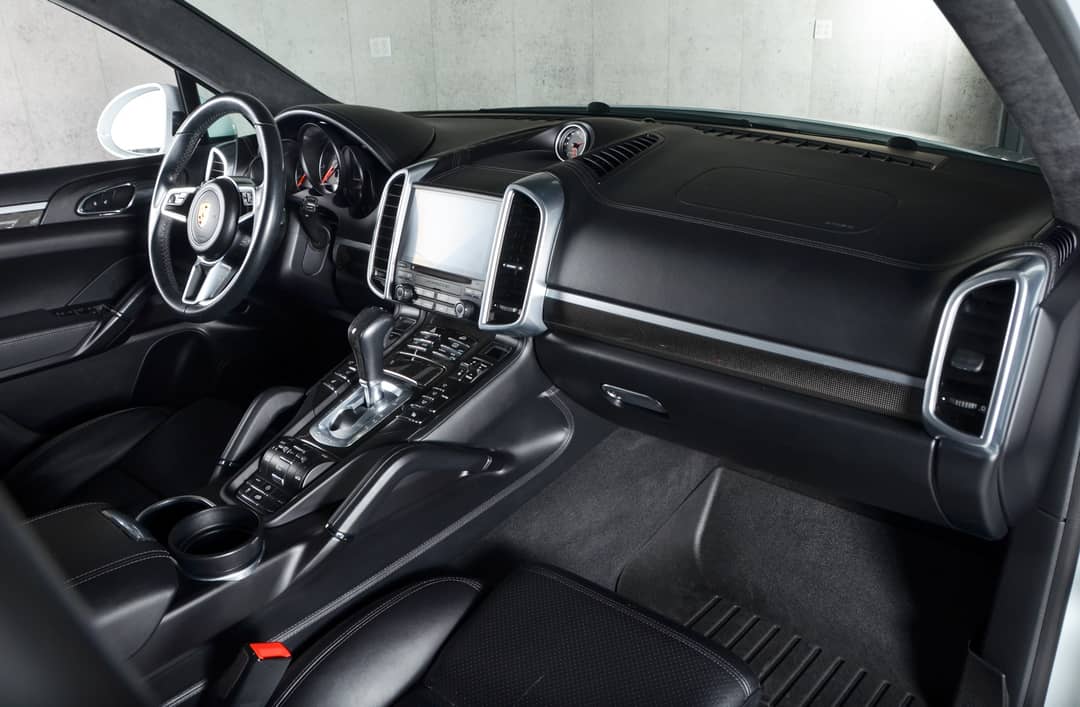 2018 Porsche Cayenne GTS — photo 46