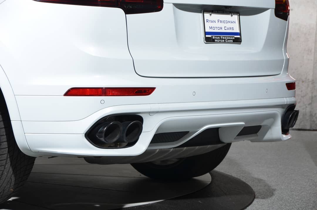 2018 Porsche Cayenne GTS — photo 7