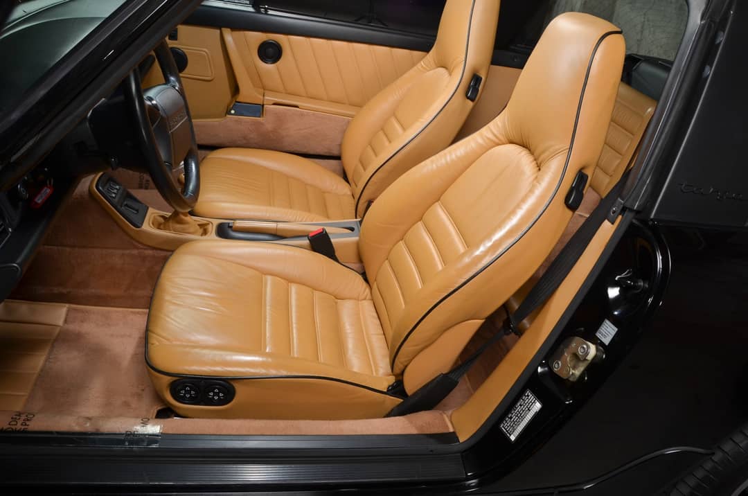1993 Porsche 911 Carrera 2 Targa — photo 16