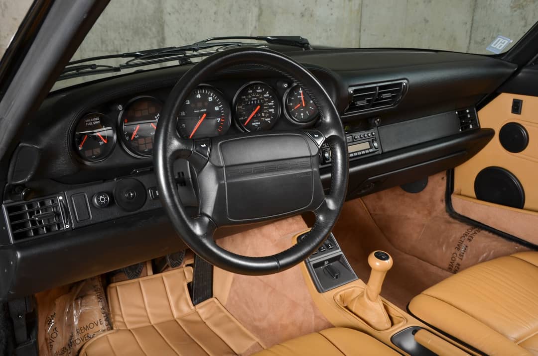 1993 Porsche 911 Carrera 2 Targa — photo 18