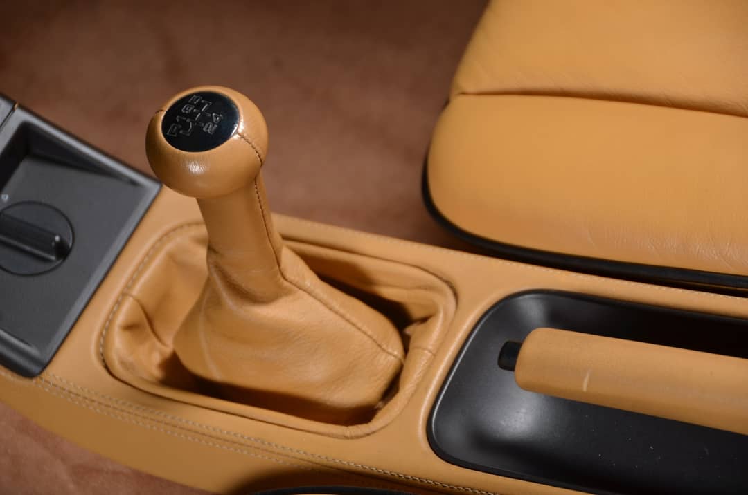 1993 Porsche 911 Carrera 2 Targa — photo 20