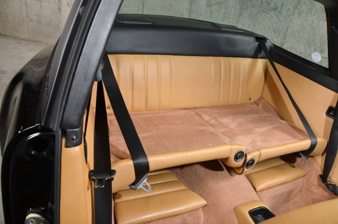 1993 Porsche 911 Carrera 2 Targa — photo 21