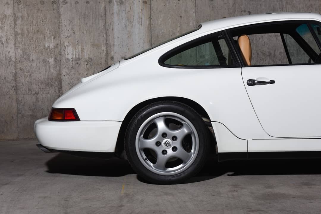 1992 Porsche 911 Carrera 2 — photo 15