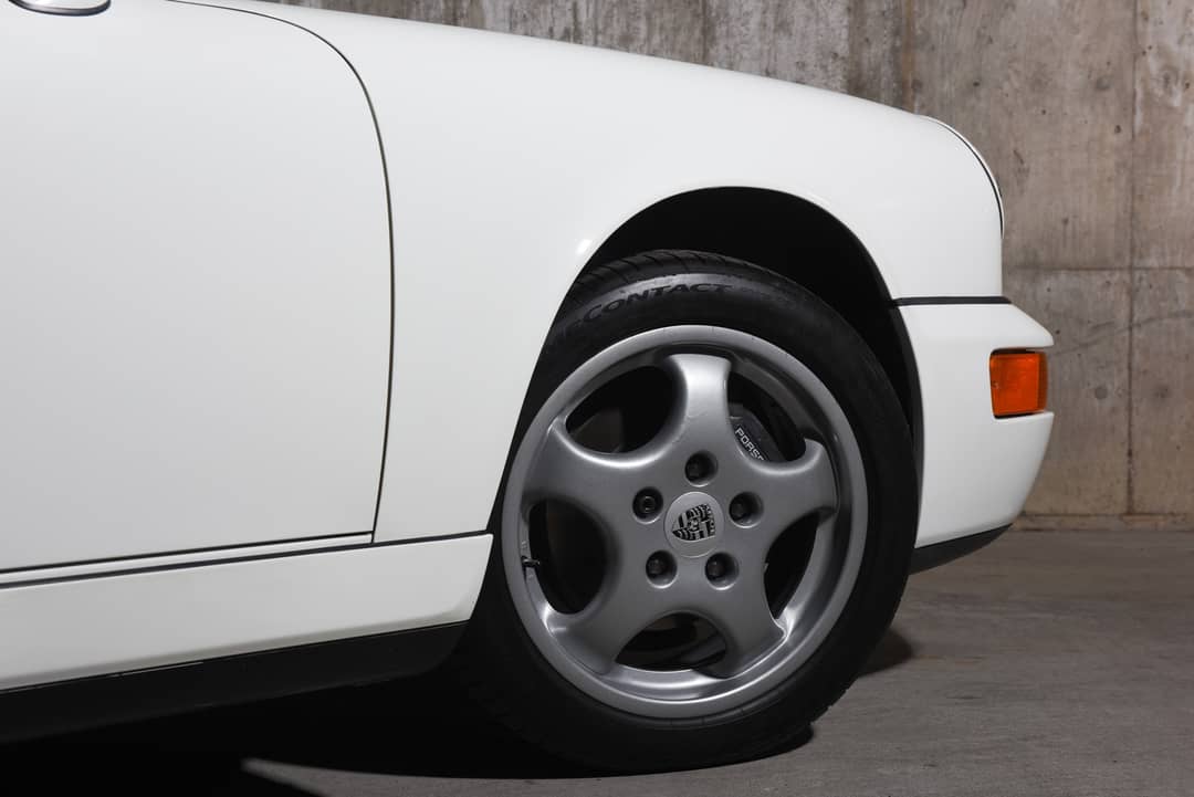 1992 Porsche 911 Carrera 2 — photo 17