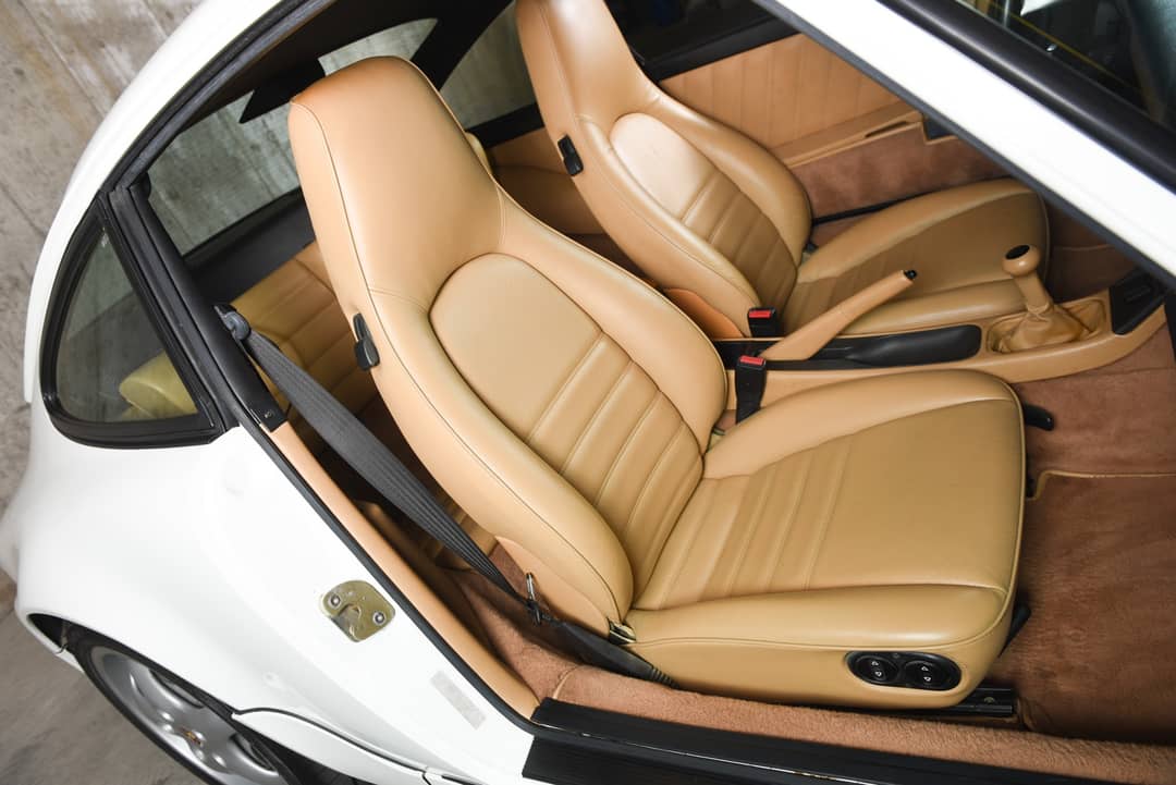 1992 Porsche 911 Carrera 2 — photo 34