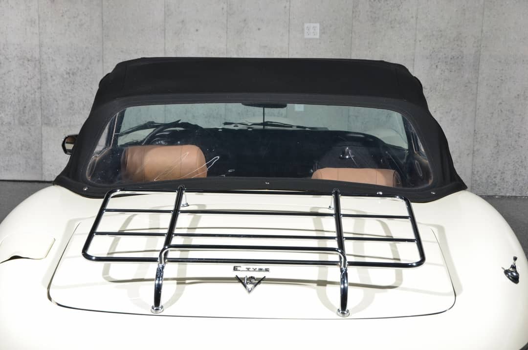 1974 Jaguar E-Type V12 — photo 18