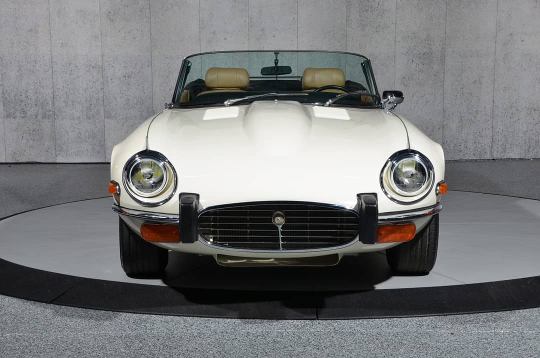 1974 Jaguar E-Type V12 — photo 22