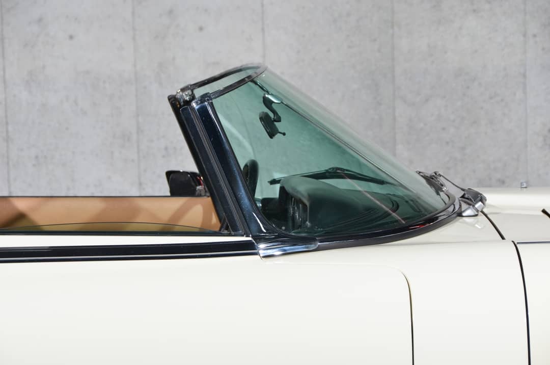 1974 Jaguar E-Type V12 — photo 30