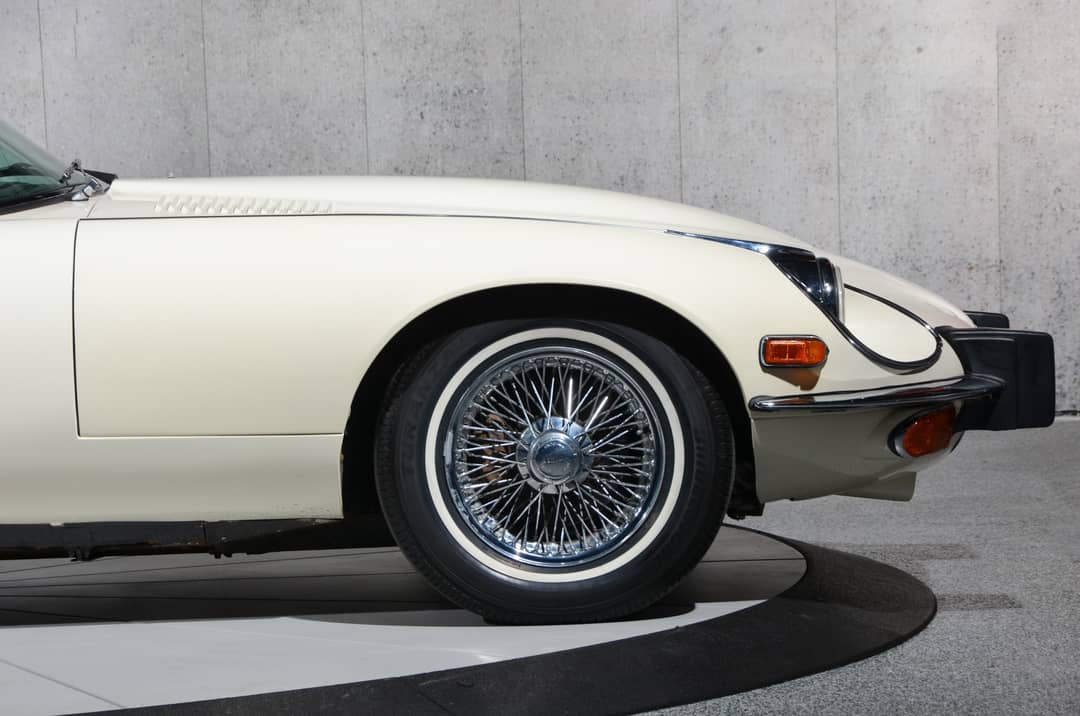 1974 Jaguar E-Type V12 — photo 31