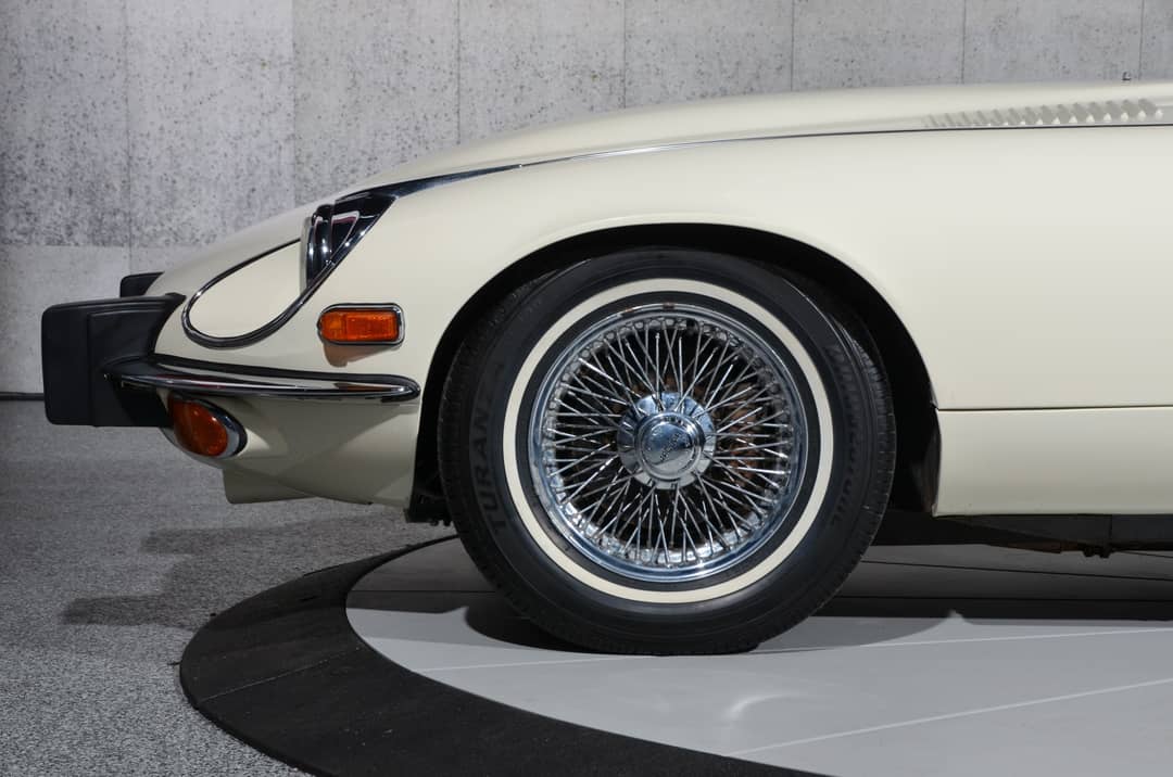 1974 Jaguar E-Type V12 — photo 32