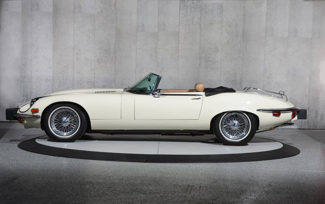 1974 Jaguar E-Type V12 — photo 54
