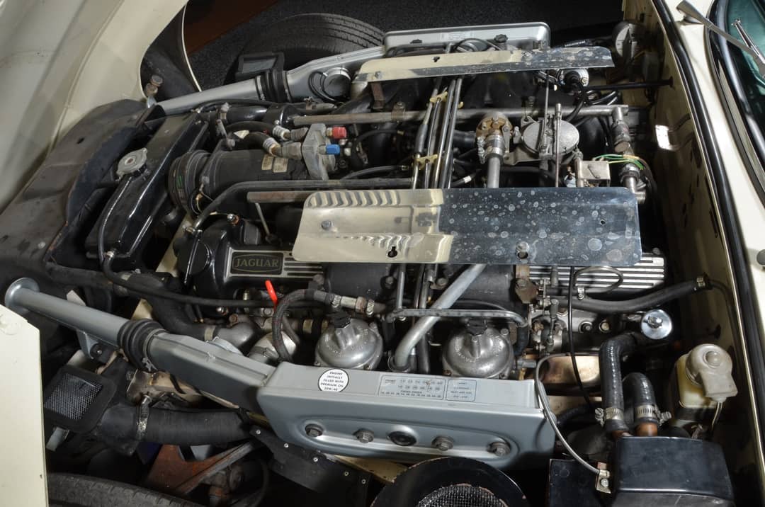 1974 Jaguar E-Type V12 — photo 10