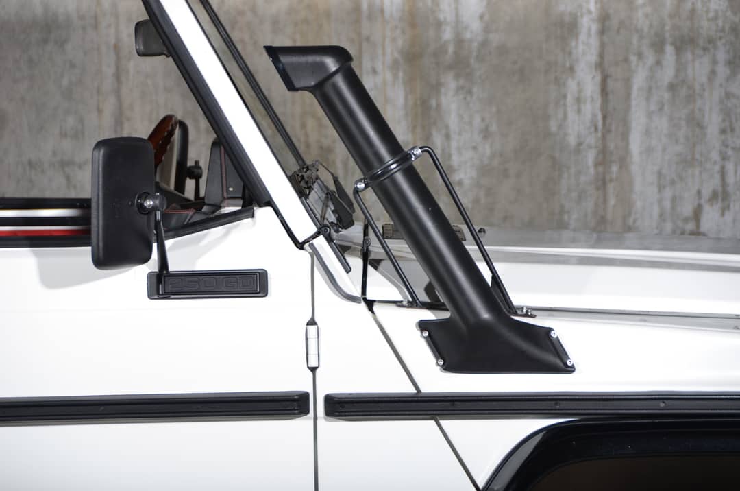 1992 Mercedes-Benz 250GD Wolf — photo 3