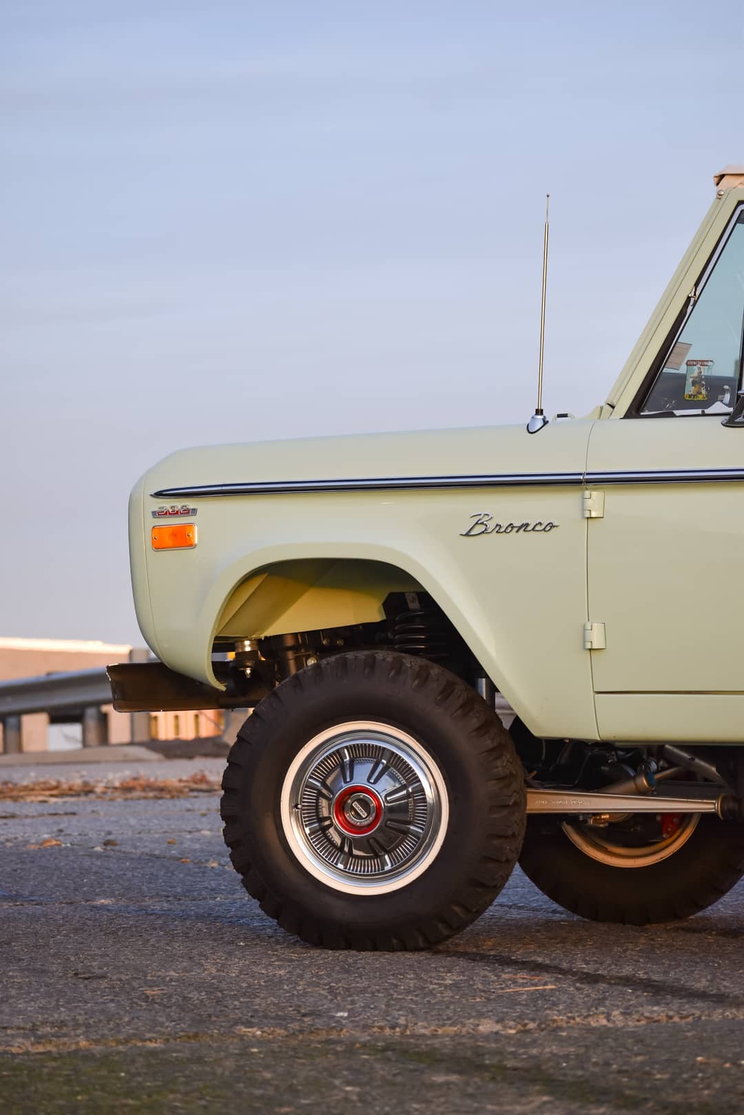 1966 Ford Bronco Custom — photo 14