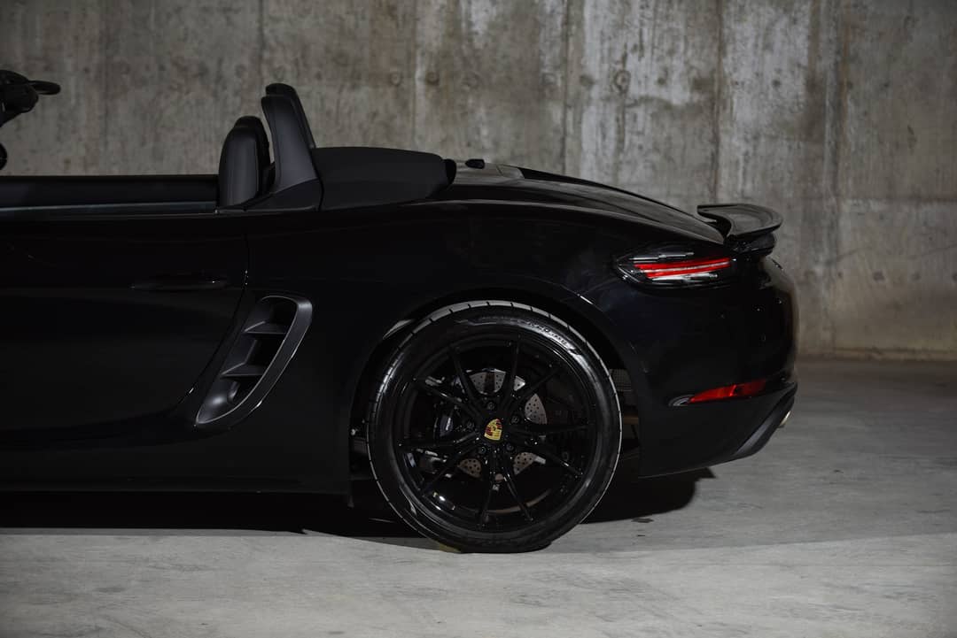 2017 Porsche 718 Boxster — photo 23