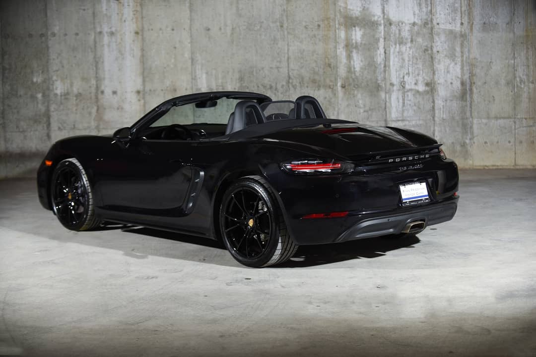 2017 Porsche 718 Boxster — photo 26