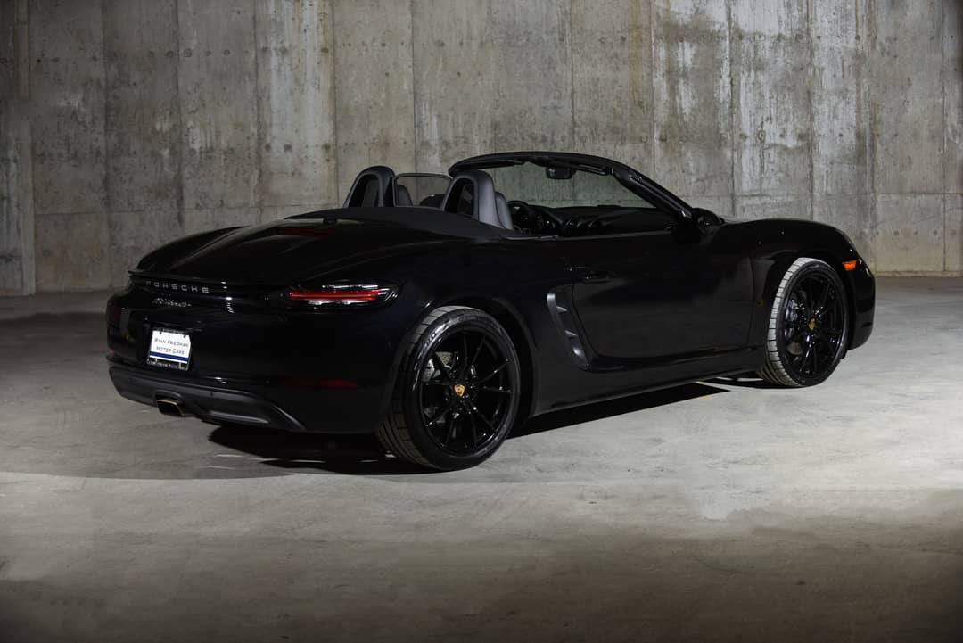 2017 Porsche 718 Boxster — photo 37
