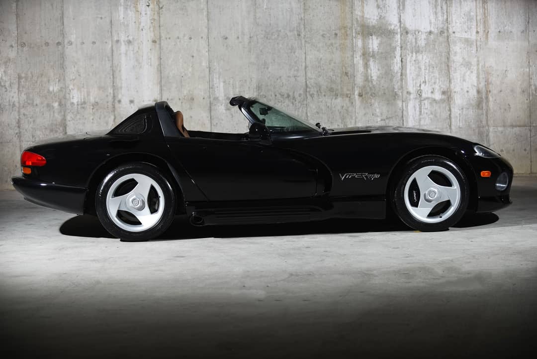 1995 Dodge Viper RT/10 — photo 2